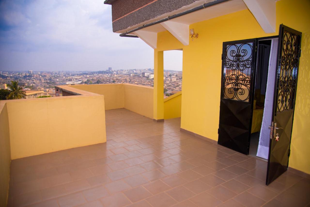 Appartement Meuble 2 Chambres Avec Salle De Bain - 1 Salon - 1E Cuisine - La Concorde - Quartier Nkomkana Yaounde Bagian luar foto