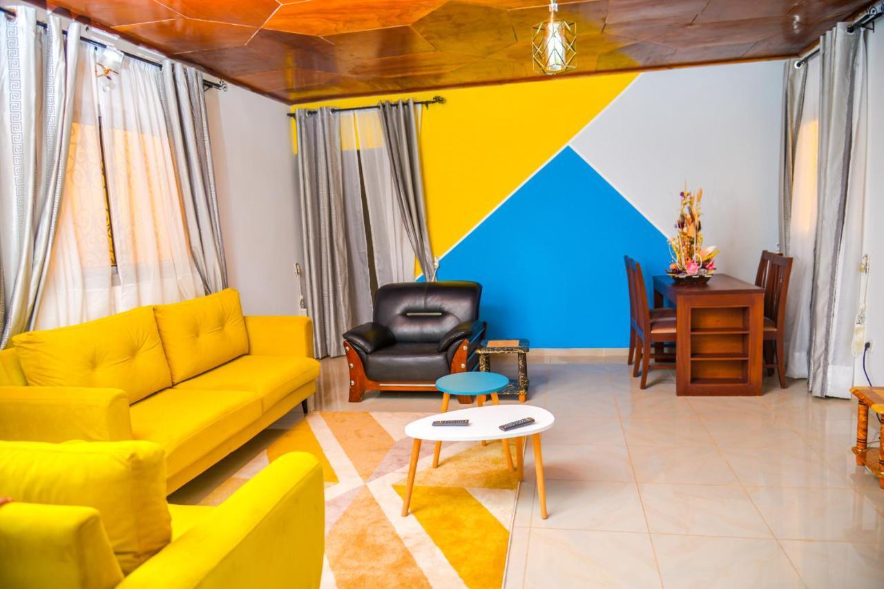 Appartement Meuble 2 Chambres Avec Salle De Bain - 1 Salon - 1E Cuisine - La Concorde - Quartier Nkomkana Yaounde Bagian luar foto