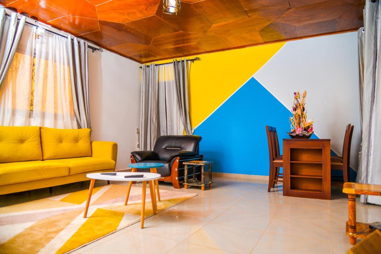 Appartement Meuble 2 Chambres Avec Salle De Bain - 1 Salon - 1E Cuisine - La Concorde - Quartier Nkomkana Yaounde Bagian luar foto